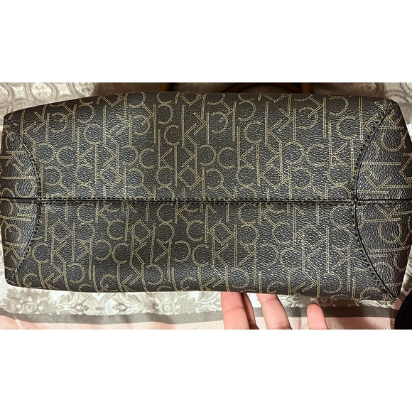 Calvin Klein Signature Satchel Purse Brown - Picture 6 of 7